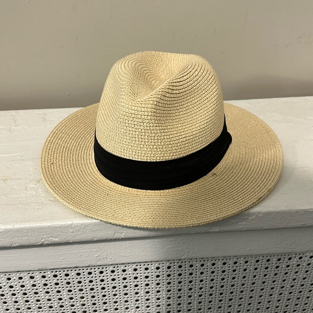 Straw hat